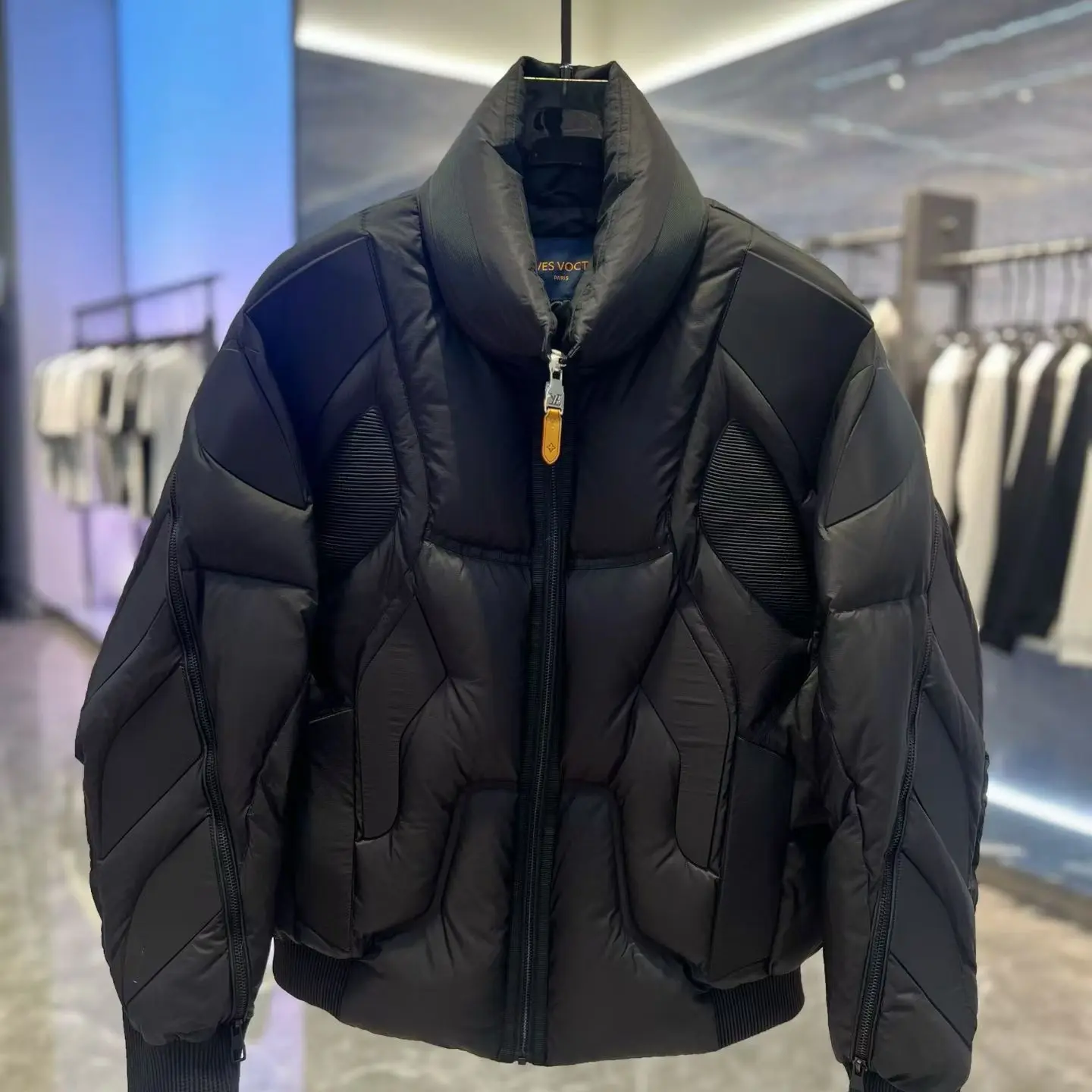 冬季新款小众设计立体轮廓立领保暖加厚白鸭绒羽绒外套男装