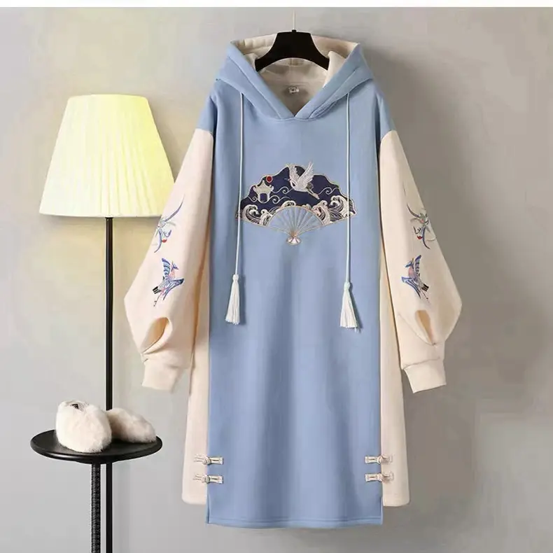 婴儿绒中国风汉服改良刺绣连帽卫衣裙女秋冬温柔风洋气新款