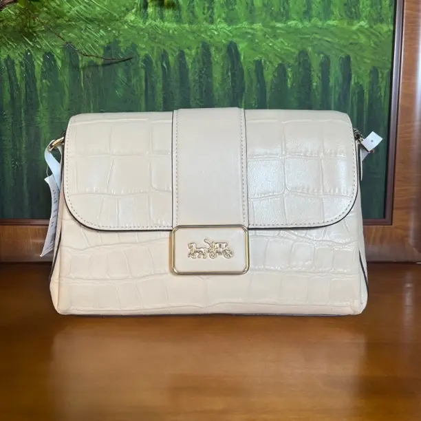95新 COACH/蔻驰 单肩包/26*8*16/A562
