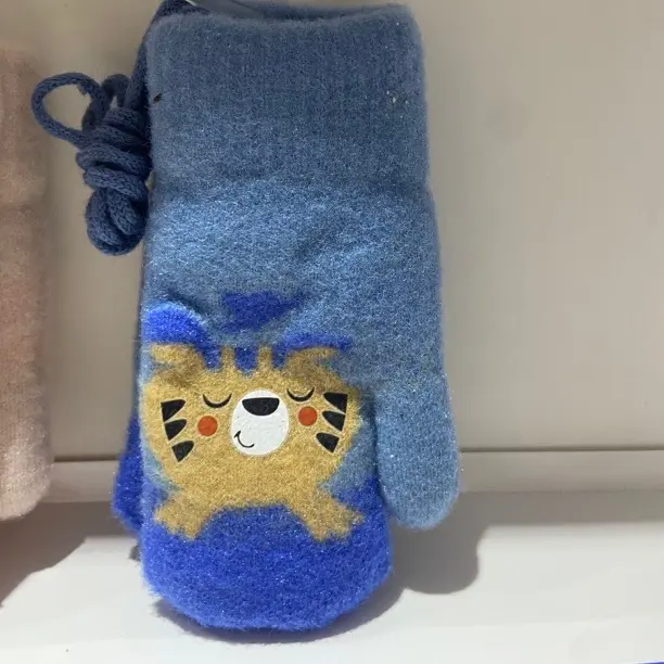 0到6岁包指手套女针织极简风学院风卡通幼儿手套加绒