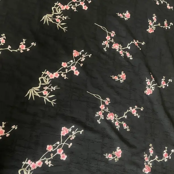 新中式国风麻棉提花梅花朵朵立体绣花面料设计师布料