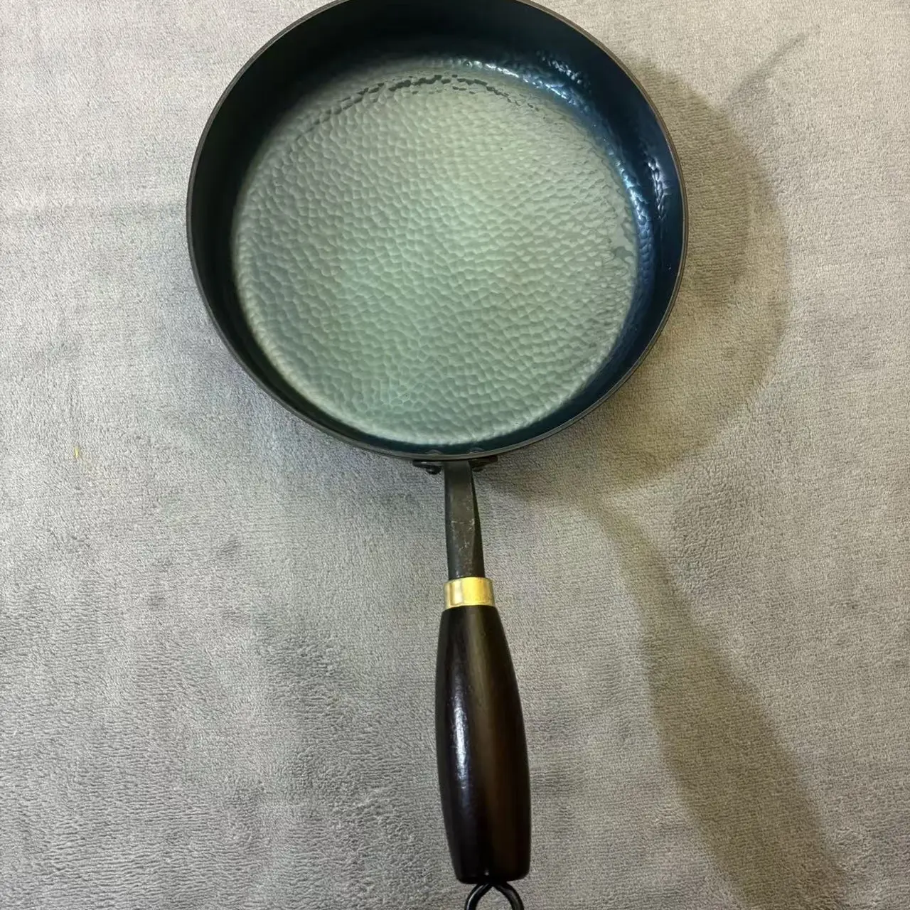 章丘手工铁锅，平底煎锅，手工锻打无涂层煎锅，平底锅，家用送礼首选