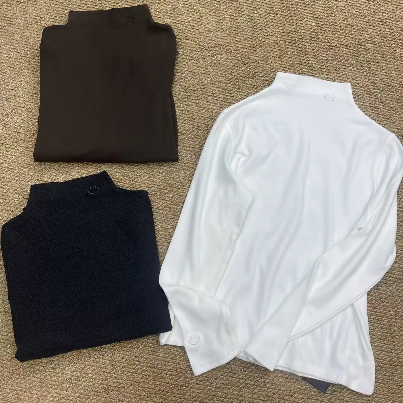 小涂豆家笑脸打底衫