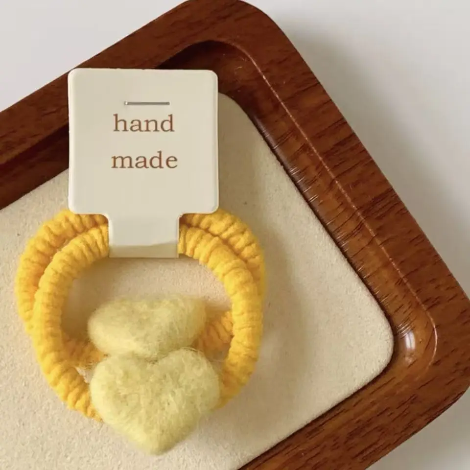 【发饰满三件飞】羊毛毡发绳