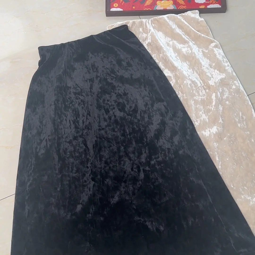 （美婷）大码搭配高级感加绒加厚金丝绒中长款显瘦半身裙女秋冬