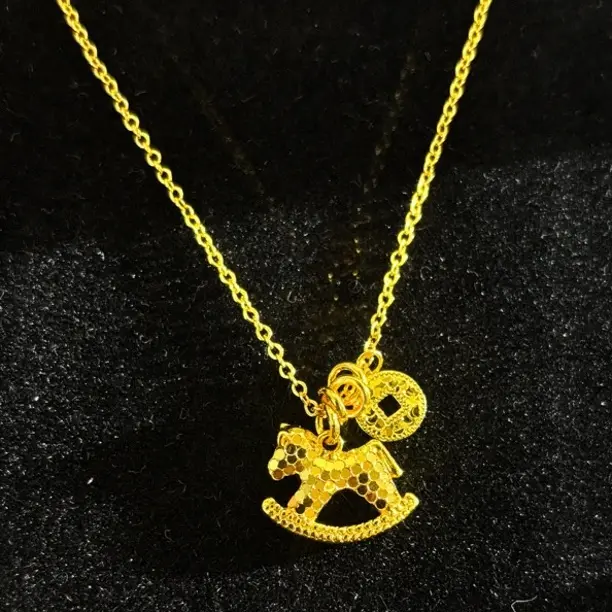 铜合金项链 碎冰冰暴富小马套链 精致锁骨链夏季优选