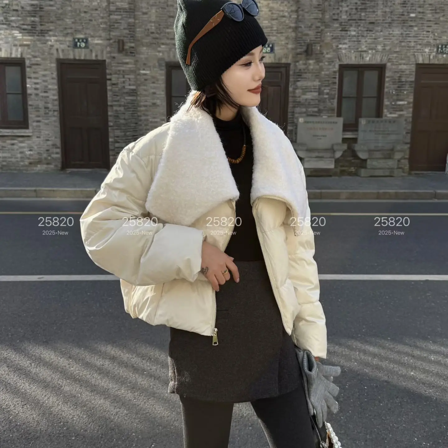 梦小小女装2025新款显瘦百搭保暖海军领90白鸭绒羽绒服女小个外套