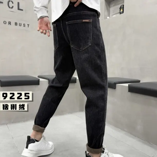 冬季牛仔裤厚款加绒保暖裤子韩式百搭水洗冬季显瘦舒适时尚休闲潮