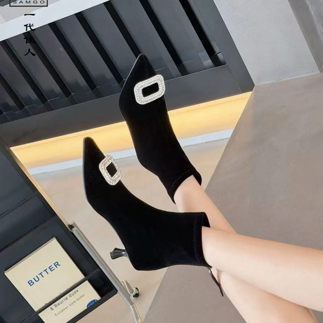 绒面方扣浅口靴加绒