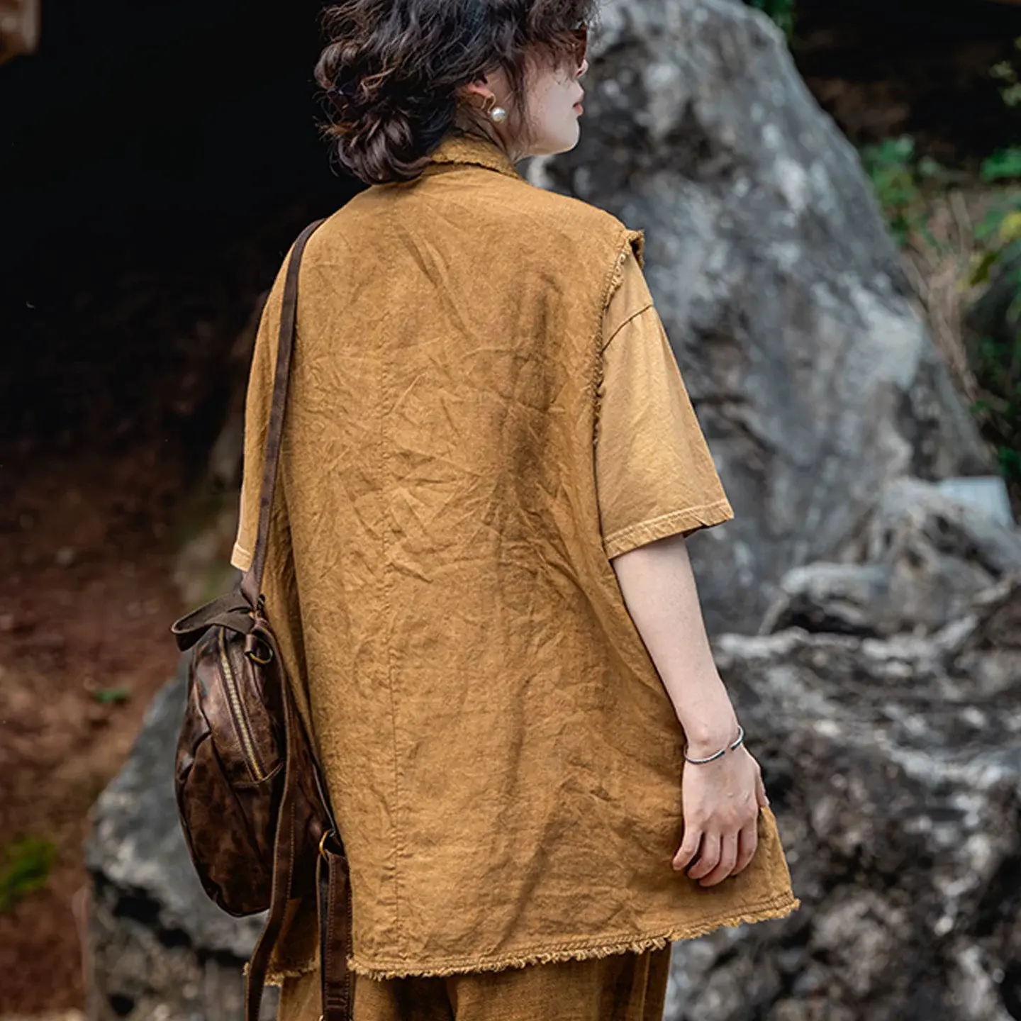 疯子张透气宽松型秋季马夹大码休闲流苏挂脖款单排扣常规款学院风