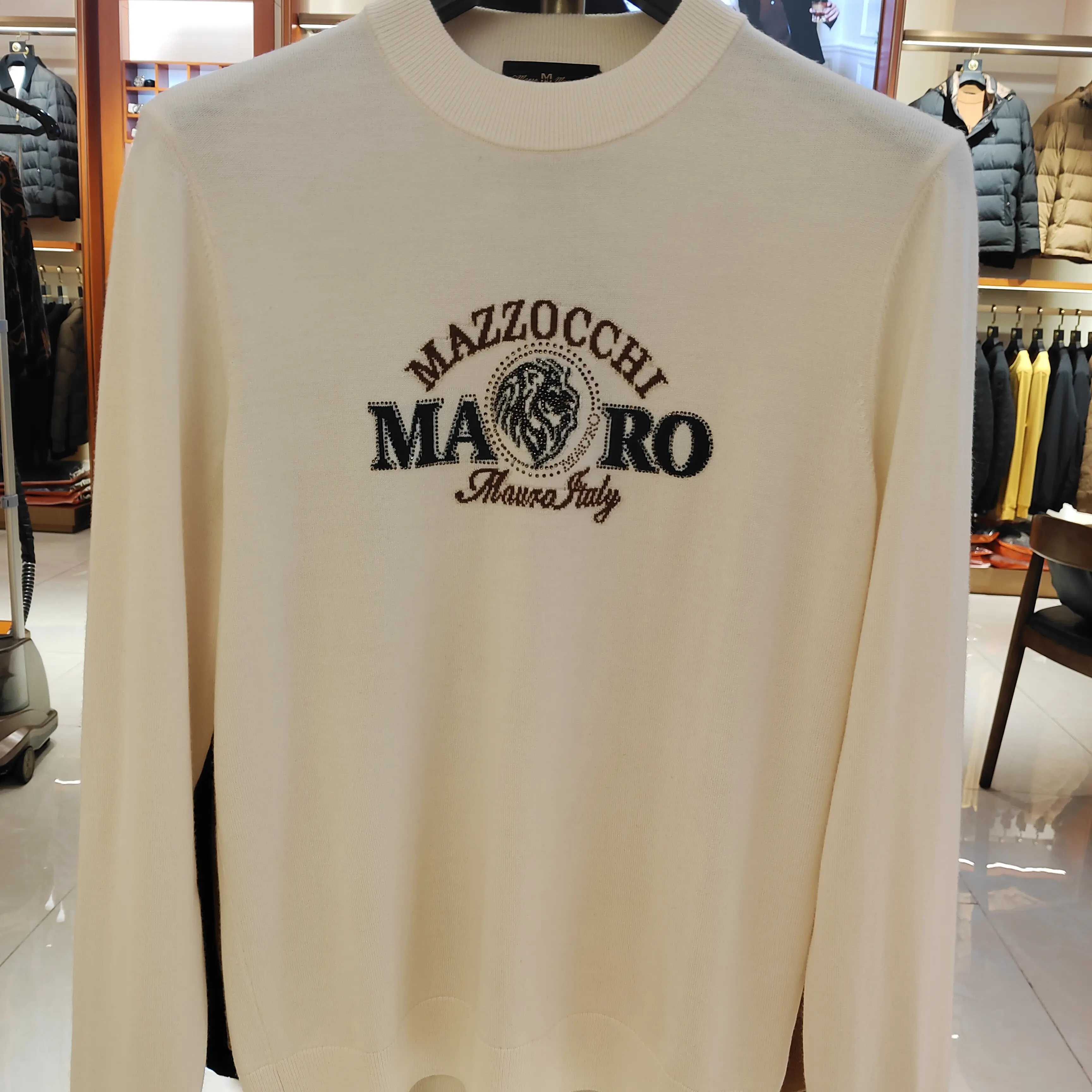 男士秋冬圆领透气柔软纯绵羊毛针织衫时尚休闲