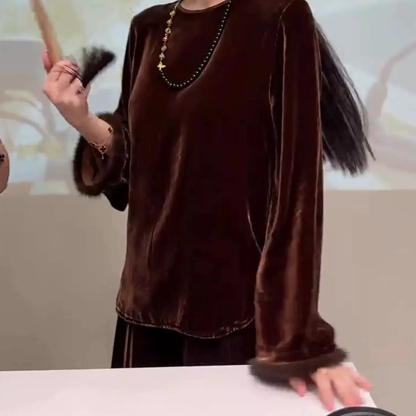 （美婷）新中式丝绒国风长袖上衣秋冬时尚百搭显瘦舒适内搭轻奢打底