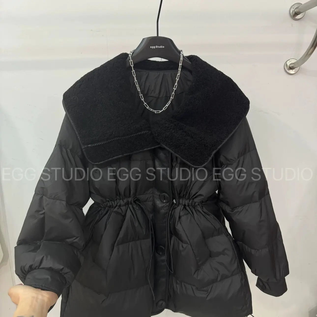 大翻领收腰显瘦中长款白鸭绒加厚女款冬季羽绒服