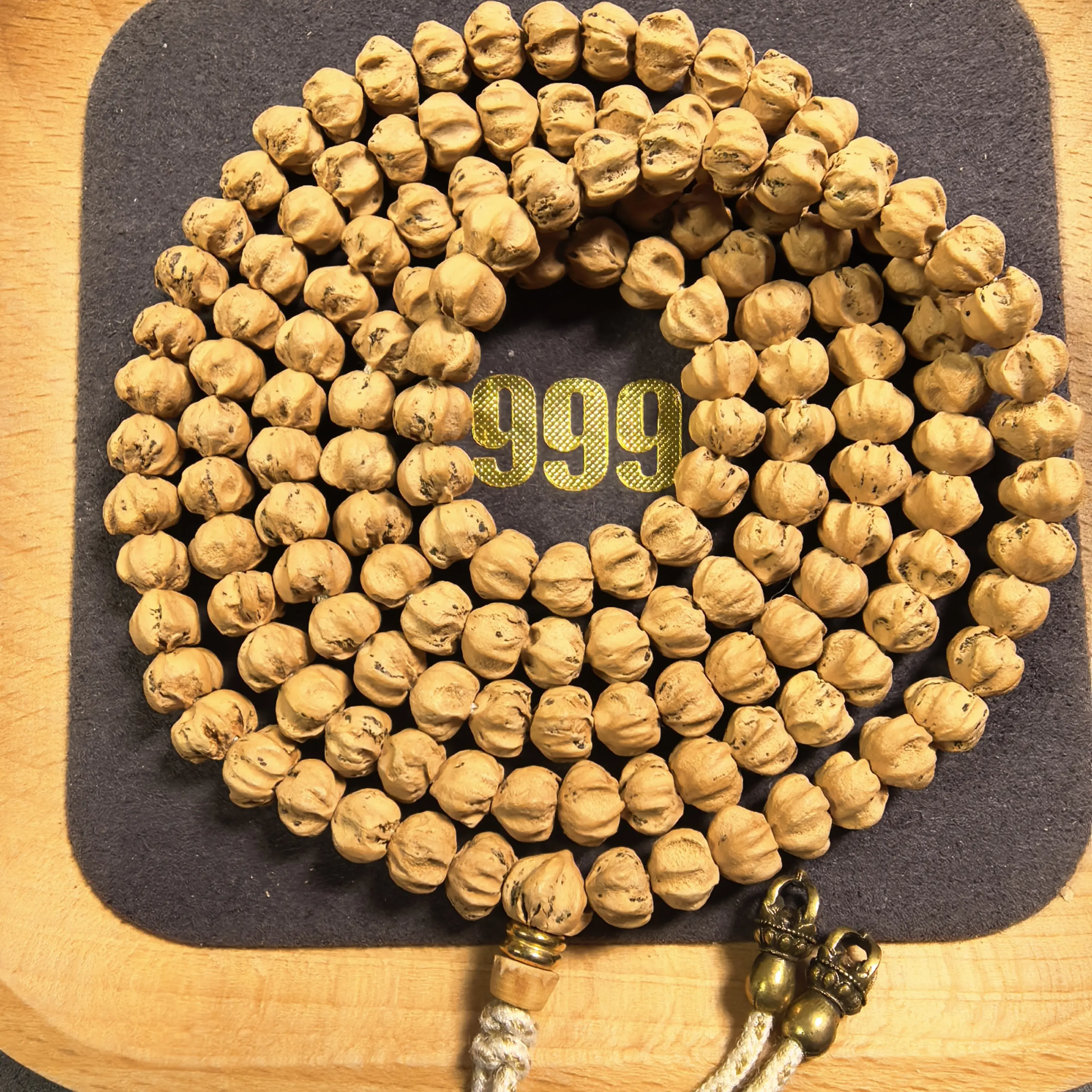 热振产区柏香籽粉油皮飞碟莲花