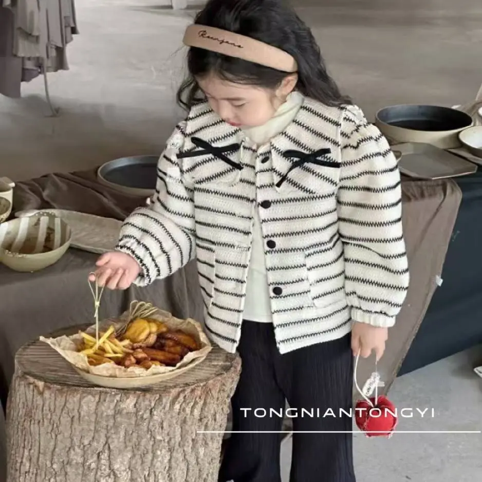 秋季韩版女童单排扣外套春秋厚款条纹