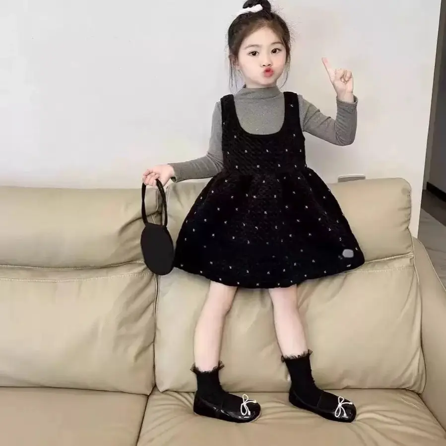 女童冬季加绒加厚绣花波点丝绒背心裙打底衫洋气两件套