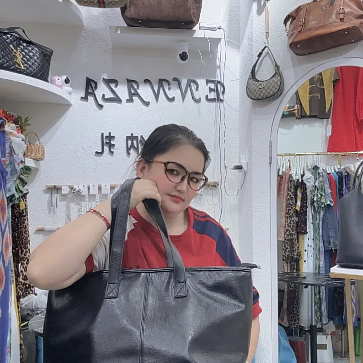 托特包手提款双根轻奢风单肩包秋季时尚宝宝潮流黑色