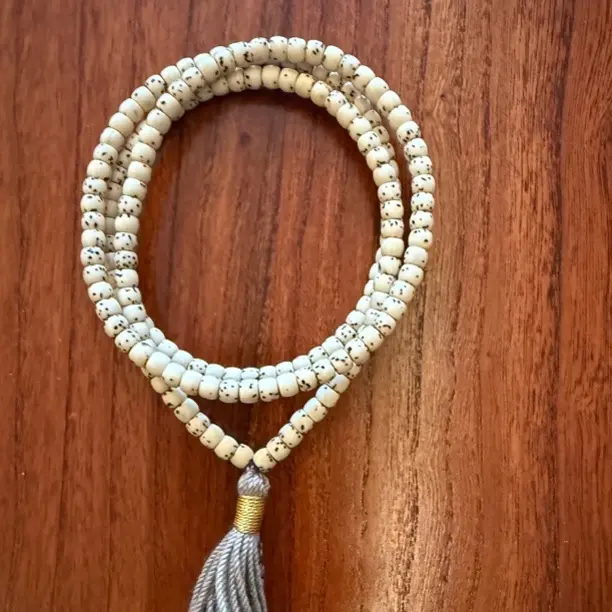 陈籽直切小尺寸大留白文玩长串