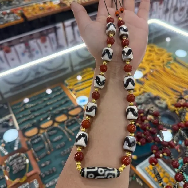 非金属亚克力项链 新款精美双虎牙天珠锁骨链女款百搭项链