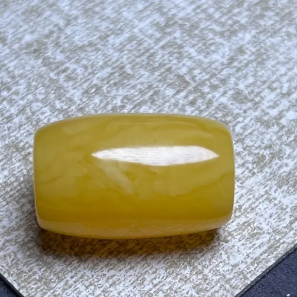 天然原矿蜜蜡鸡油黄妖花桶珠 尺寸18.5/29mm