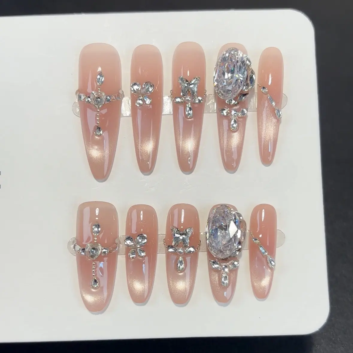 070玻璃珠爆闪渐变猫眼星锆钻显白高级可拆卸穿戴甲轻奢美甲贴片