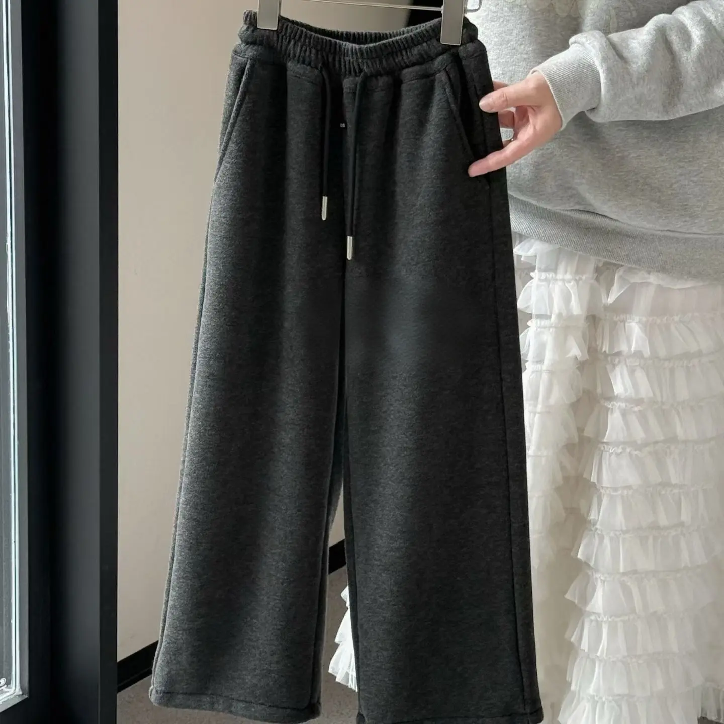 糖依果家 冬季糯米绒加绒高腰纯色窄版自动裤5118