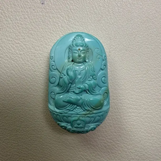原矿绿松石精雕观音雕刻件