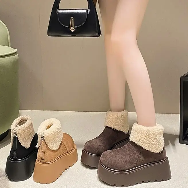 【6631】加厚7厘米厚底女靴皮面防水雪地棉女鞋时尚短筒时尚保暖