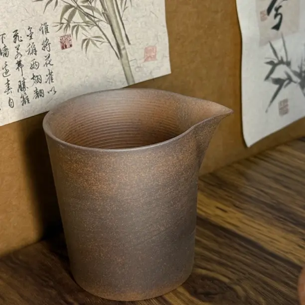 复古直口无釉陶瓷手拉胚