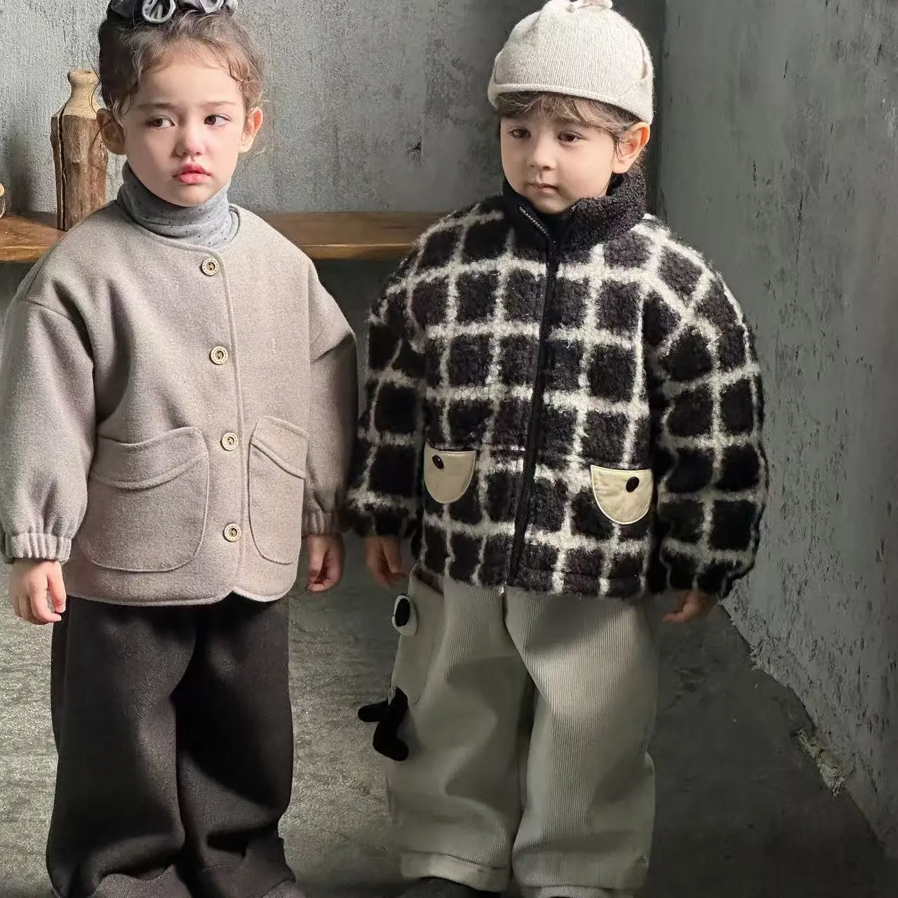 冬季新款儿童羊羔绒加绒加厚卡通连帽棉服外套