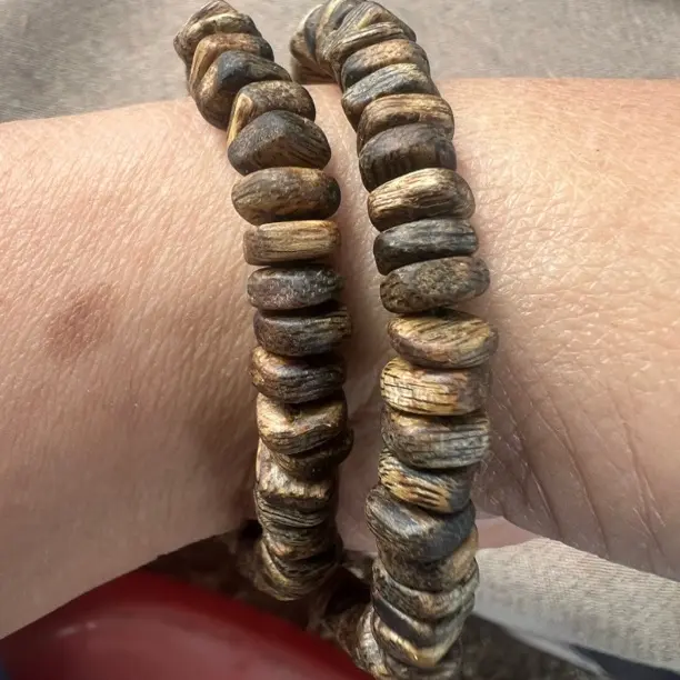 沉香种植奇楠沉香单圈06片珠沉香手串