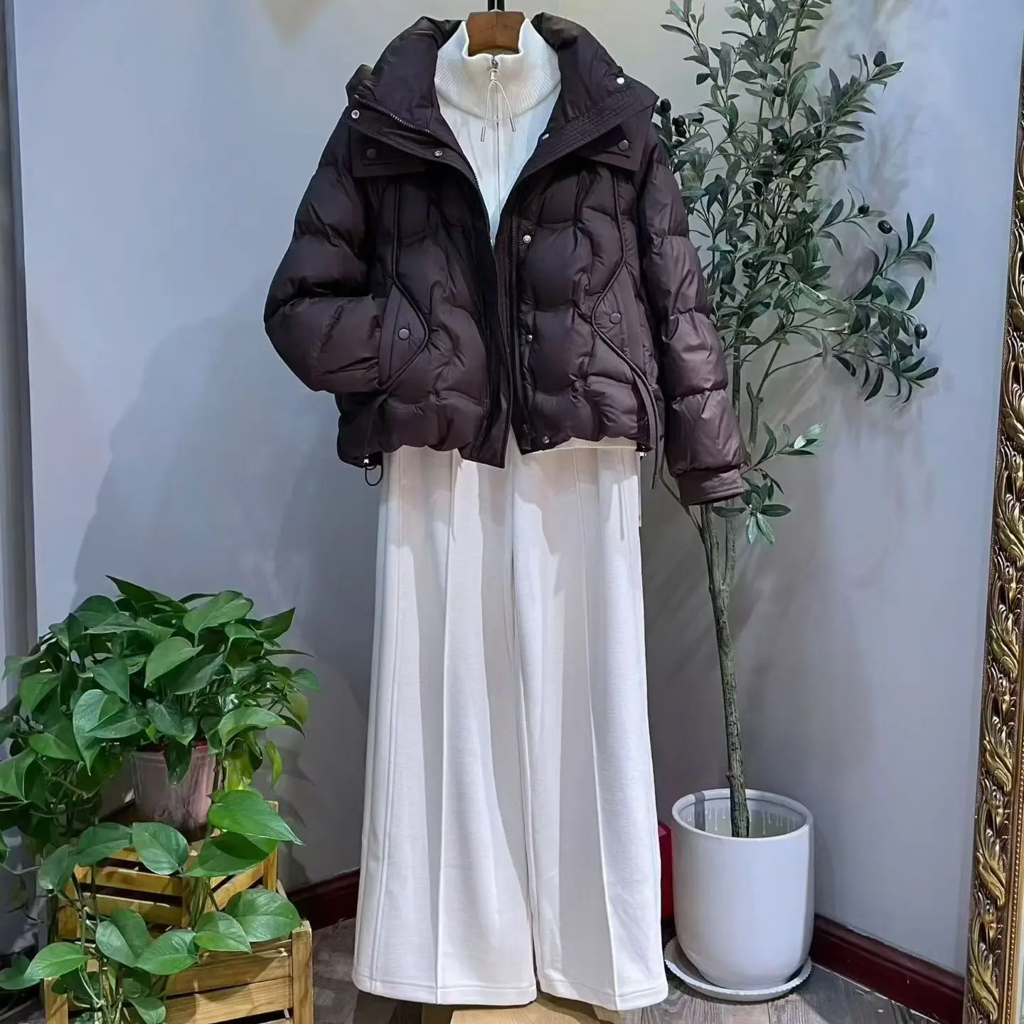 麦寻2025冬冬季新款加厚保暖连帽拼接设计短款羽绒服