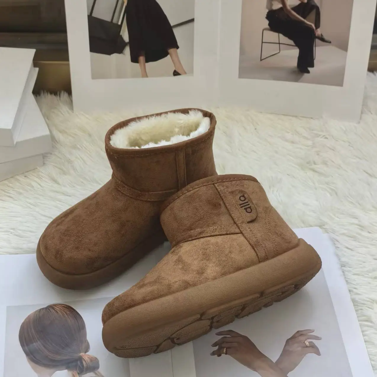 小土豆雪地靴女2025新款爆款冬季一脚蹬短靴厚底加绒保暖勃肯棉鞋