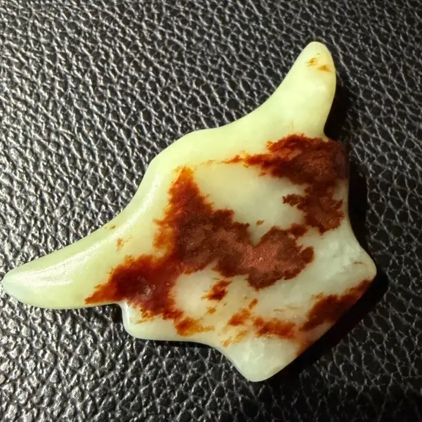 河磨玉红山文化牛