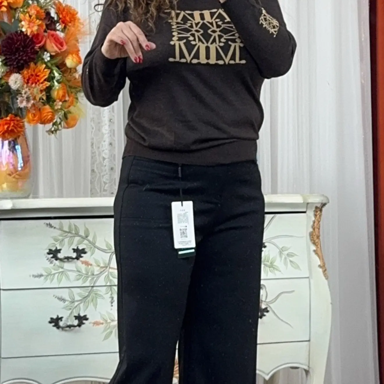 高领字母针织衫  领子设置舒服 分码 
