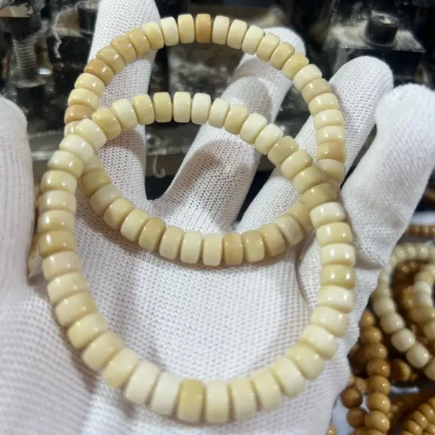 龙脊菩提小白龙卡8药片手串单圈