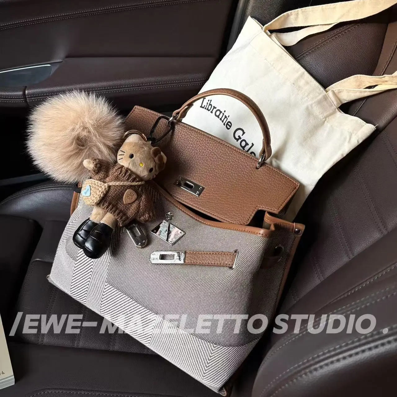 【一诺同款】高智感知识分子风！格纹帆布配皮通勤单肩斜挎包