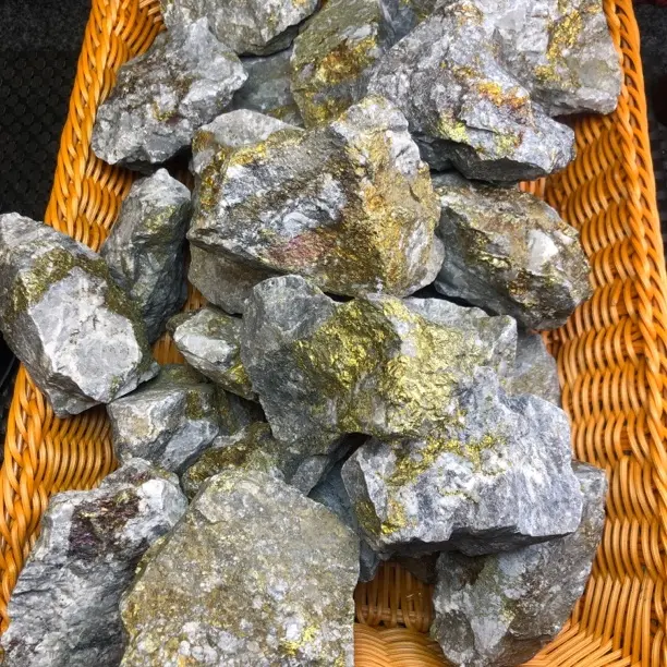 金矿石原石工艺品摆件