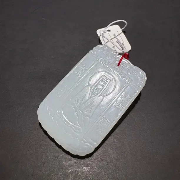 老库房和田白玉佛牌