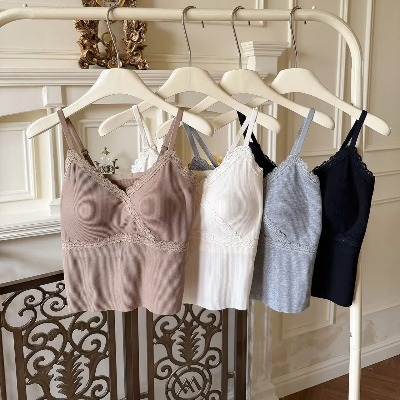 827螺纹婴儿棉纯欲风带胸垫蕾丝吊带背心打底背心