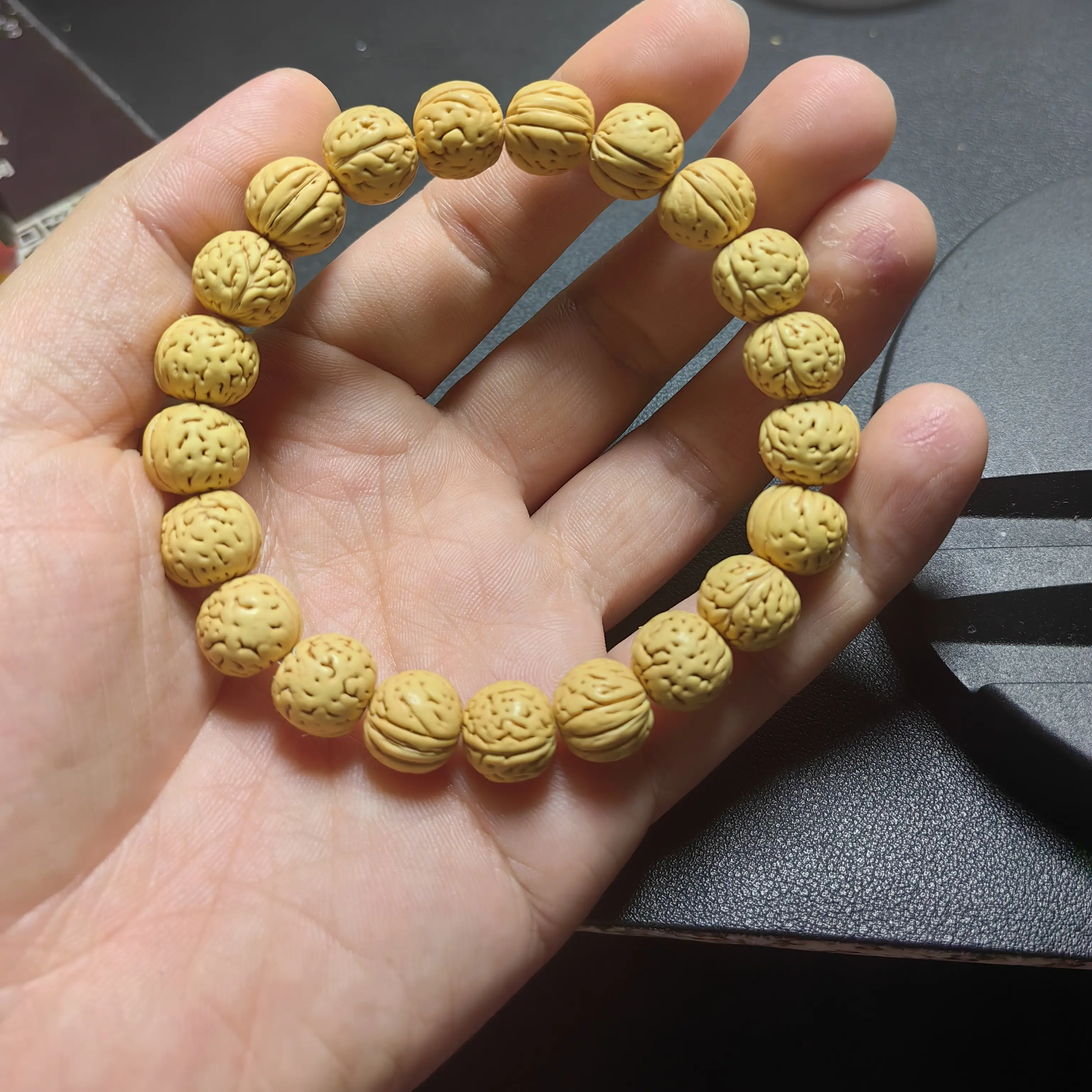 精品东北野生脑纹桃核手串文玩把件