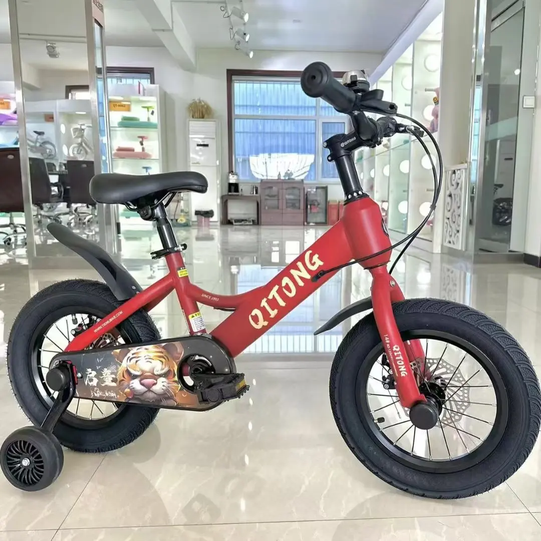 适合1 - 7岁宝宝的发泡轮高碳钢无脚踏滑步平衡自行车