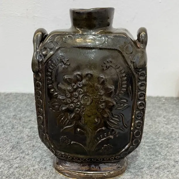 精致美观，复古典雅，