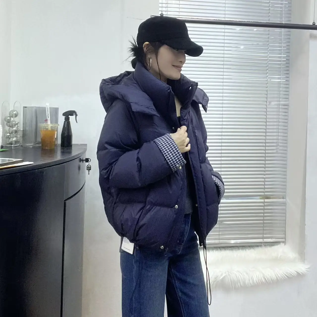 冬季新款短款连帽宽松加厚保暖韩版格子拼色时尚羽绒外套小个子