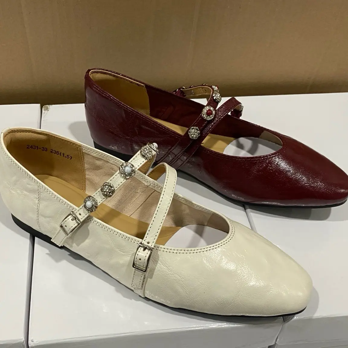 秋季通勤时尚玛丽珍真皮单鞋女