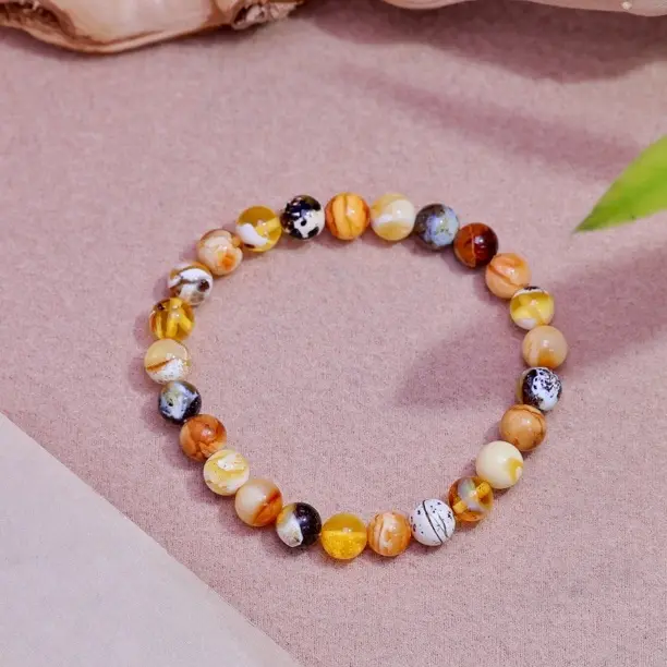 特色妖孽多宝蜜蜡圆珠手串，尺寸6.5mm+，拍下不退不换