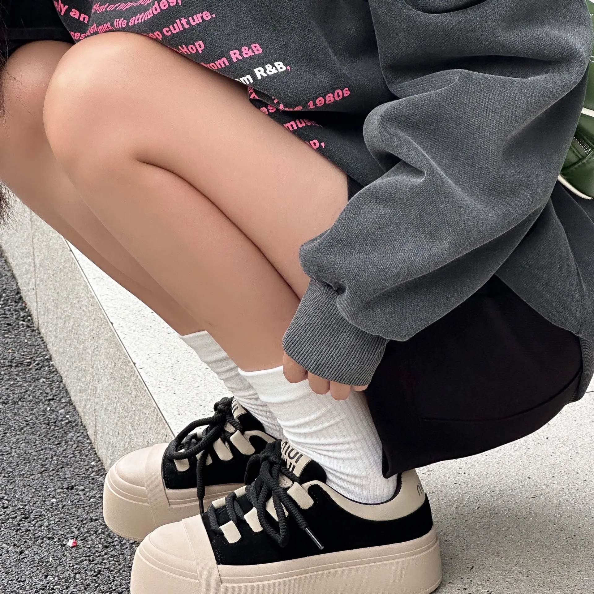 厚底板鞋女秋季新款复古百搭面包鞋时尚运动休闲鞋软底舒适