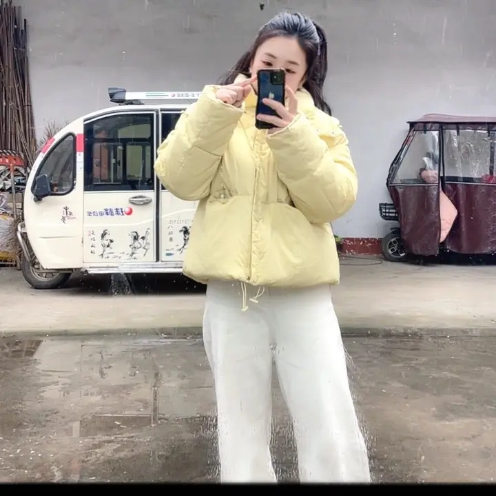 新款短款立领宽松加厚白鸭绒小个子冬季