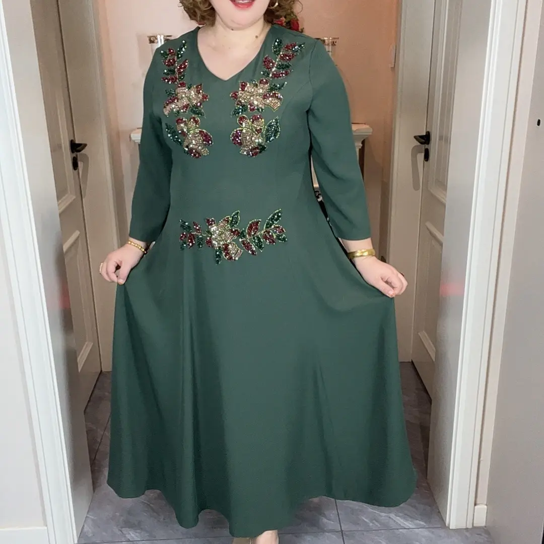 时尚中老年妈妈秋冬长款气质显瘦连衣裙新疆包邮（乌鲁木齐小西门）