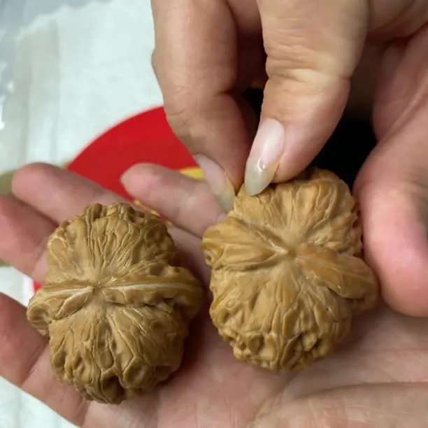 元宝麻核桃精品配对手把玩件盘玩包浆